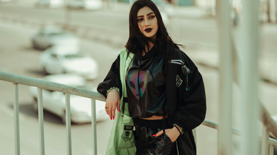 Leren gothic rokken – van punkrebellie tot elegantie