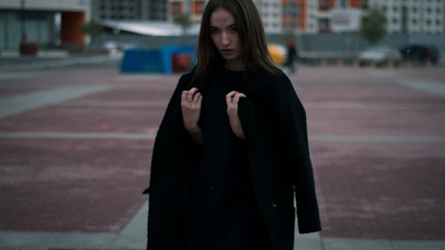 Hoe kies je een gothic winterjas – gids voor stijlen en stoffen